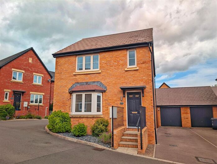 3 Bedroom Detached House For Sale In Bayliss Close, Lydney, GL15