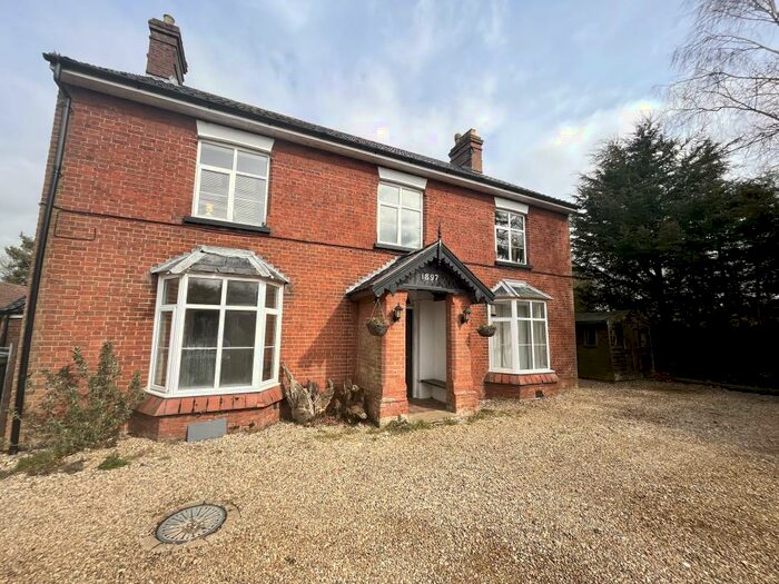 2 Bedroom Ground Flat To Rent In Briston, NR24