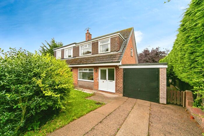 3 Bedroom Semi-Detached House For Sale In Overton Close, Prenton, CH43