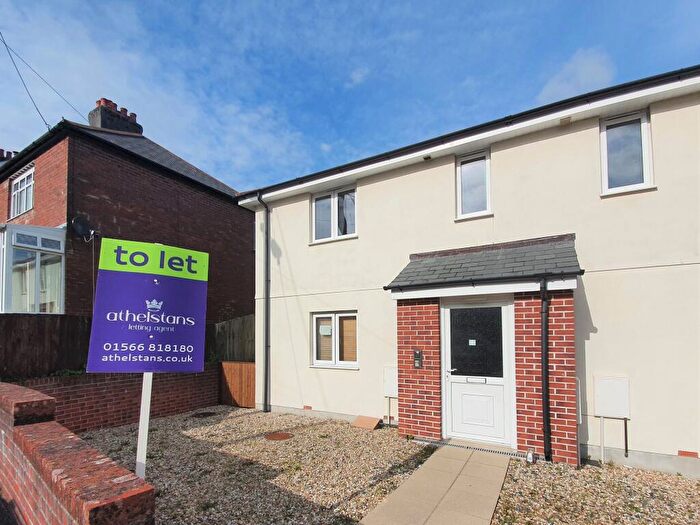 2 Bedroom Flat To Rent In Chapel Park Gardens, Launceston, PL15