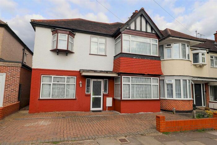 4 Bedroom End Of Terrace House For Sale In Victoria Road, Ruislip, HA4