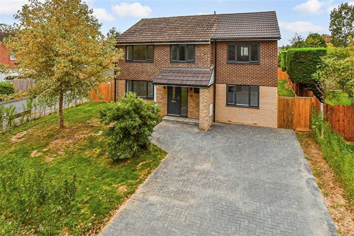 4 Bedroom Detached House For Sale In Great Elms, Hadlow, Tonbridge, Kent, TN11