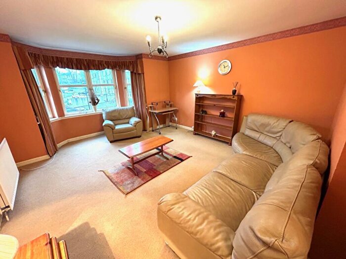 2 Bedroom Flat To Rent In Albury Mansions, Ferryhill, Aberdeen, AB11