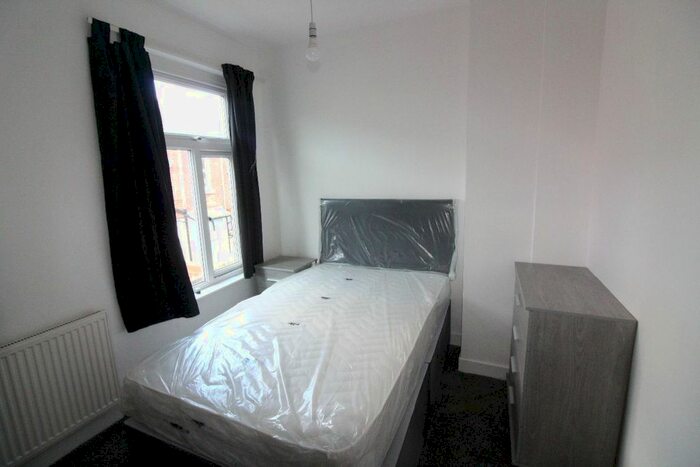 4 Bedroom Terraced House To Rent In Henderson Street, Preston, PR1