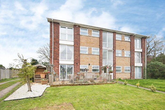 2 Bedroom Flat For Sale In Coventry Road, Coleshill, Birmingham, Warwickshire, B46