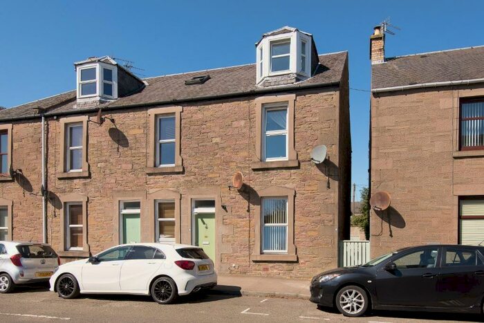 2 Bedroom Flat To Rent In Lawrence Street, Broughty Ferry, Broughty Ferry, Dundee, DD5