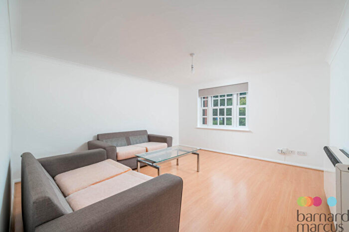 1 Bedroom Apartment To Rent In Hansen Drive, London, N21