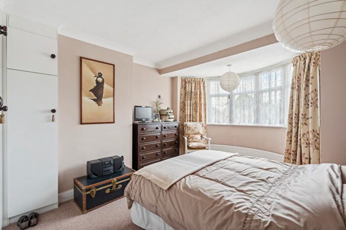 3 Bedroom Semi-Detached House For Sale In Woodford Crescent, Pinner, HA5