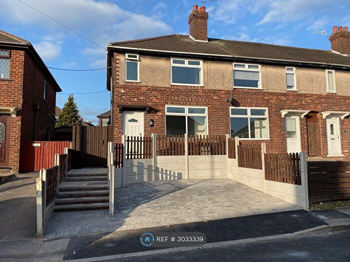 3 Bedroom End Of Terrace House To Rent In Redwood Place, Stoke-On-Trent, ST3