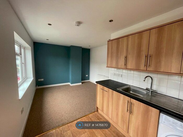 1 Bedroom Flat To Rent In Bristol, Bristol, BS16