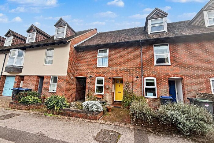 3 Bedroom Terraced House For Sale In Salisbury, SP1