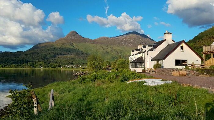 5 Bedroom Detached House For Sale In Pier House, Tigh Phuirt, Glencoe, PH49