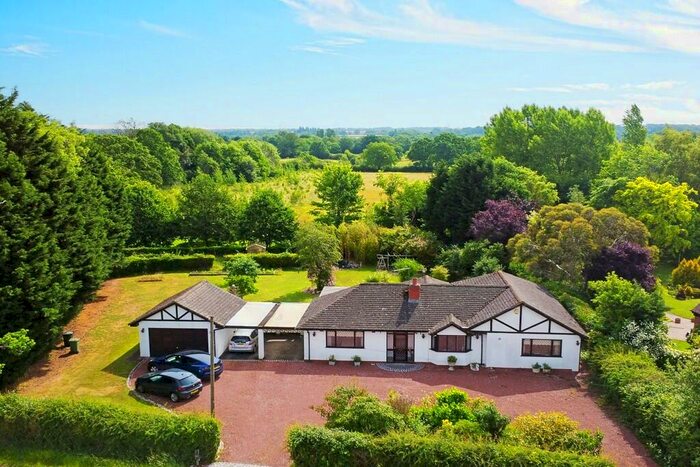 4 Bedroom Detached Bungalow To Rent In Norton Green Lane, Knowle, B93