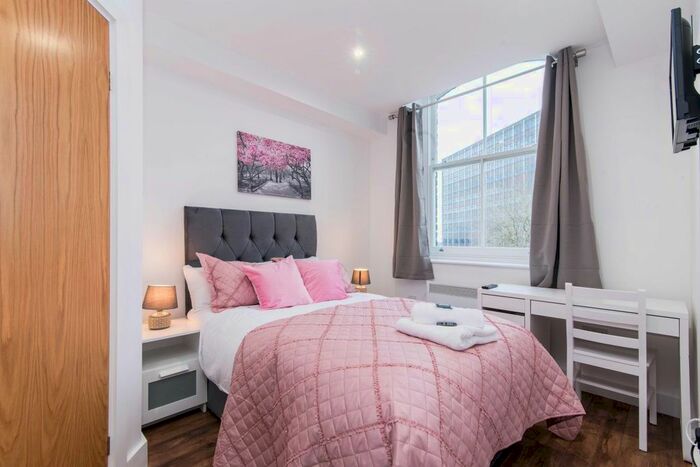 1 Bedroom Studio To Rent In Percy Street, Stoke-On-Trent, ST1