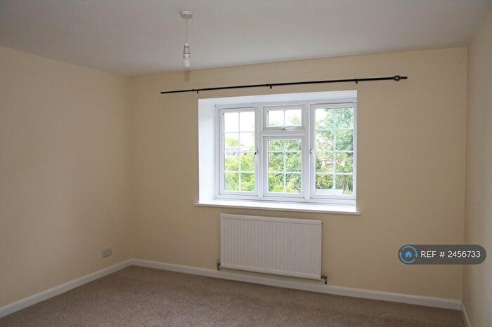2 Bedroom Flat To Rent In Alexandra Road, Farnborough, GU14