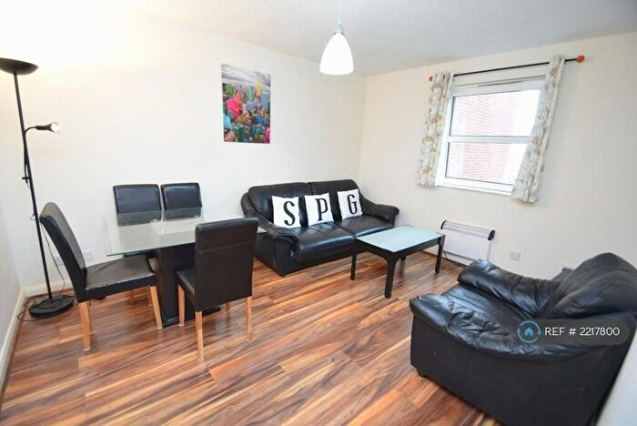 1 Bedroom Flat To Rent In Melrose Apartments, Manchester, M13