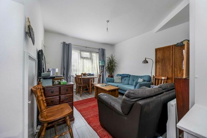 2 Bedroom Terraced House To Rent In Steeds Road, London, N10