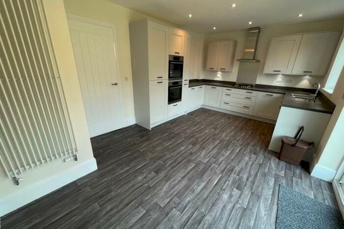 3 Bedroom Terraced House To Rent In Stryd Sils Ap Sion Cardiff, CF15