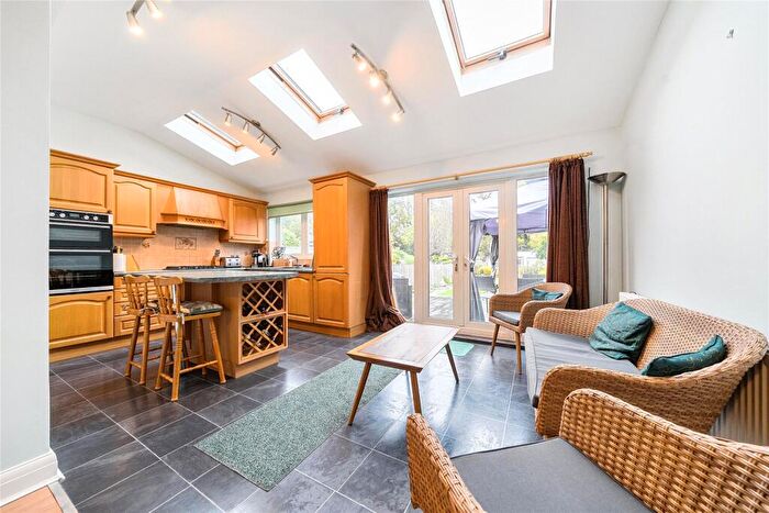 4 Bedroom End Of Terrace House For Sale In Upper Elmers End Road, Beckenham, BR3