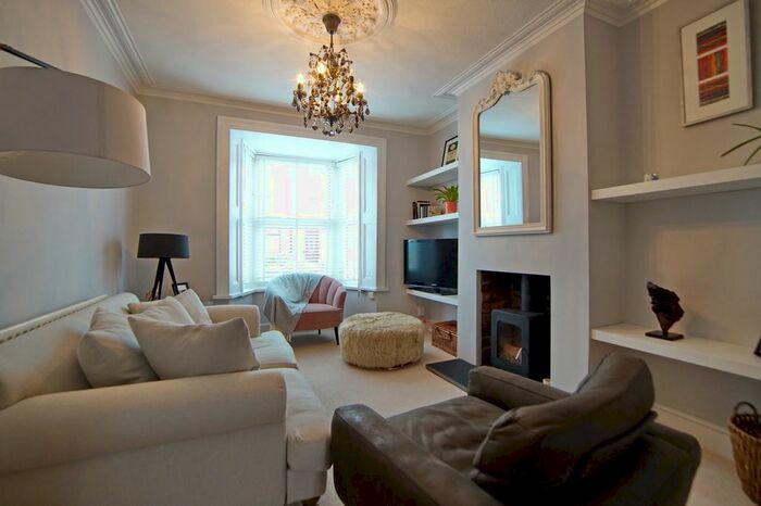 2 Bedroom Property To Rent In Merrywood Road, Southville, Bristol BS3