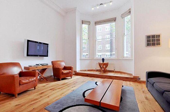 4 Bedroom Apartment To Rent In Park Road, Marylebone, London, NW1