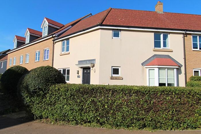 3 Bedroom Semi-Detached House To Rent In Summers Hill Drive, Papworth Everard, Cambridge, Cambridgeshire, CB23