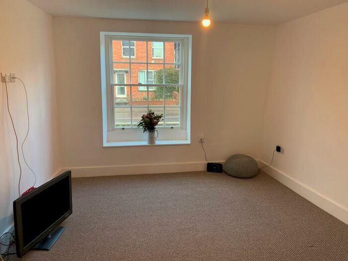 3 Bedroom End Of Terrace House To Rent In Field Street, Bicester, OX26