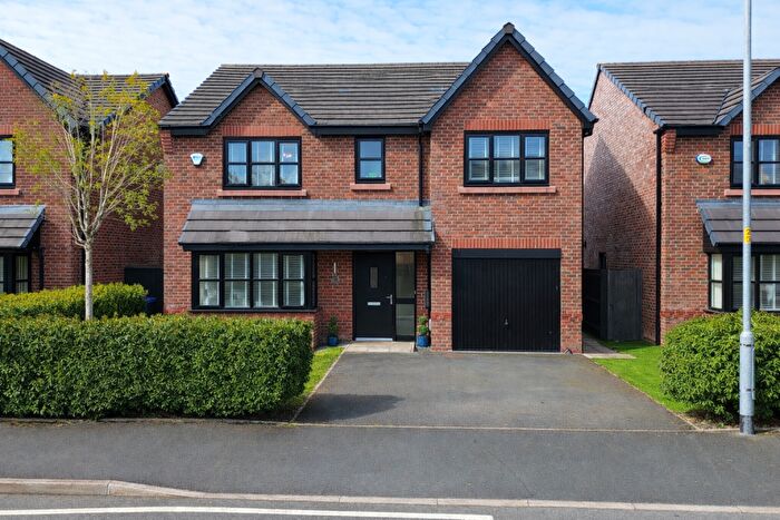 4 Bedroom Detached House For Sale In Highclove Lane, Worsley, M28