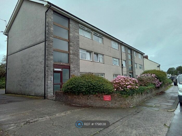 2 Bedroom Flat To Rent In Tudor Court, Cardiff, CF14