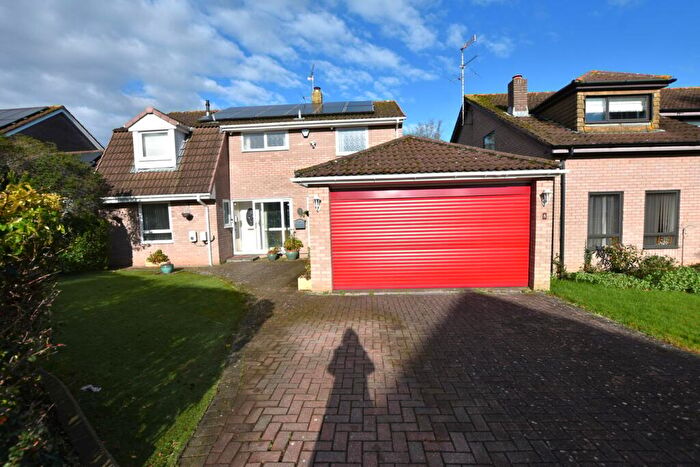 4 Bedroom Detached House For Sale In Shipham Close, Nailsea, Bristol, BS48