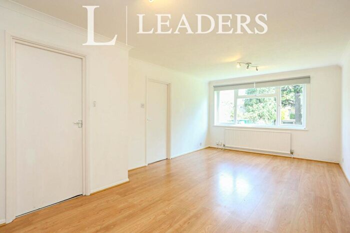 1 Bedroom Flat To Rent In Elsa Court, Hayne Road, BR3