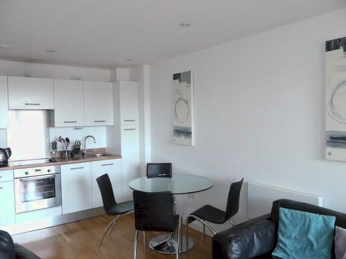 2 Bedroom Apartment To Rent In The Gateway West, East Street, Leeds, West Yorkshire, LS9