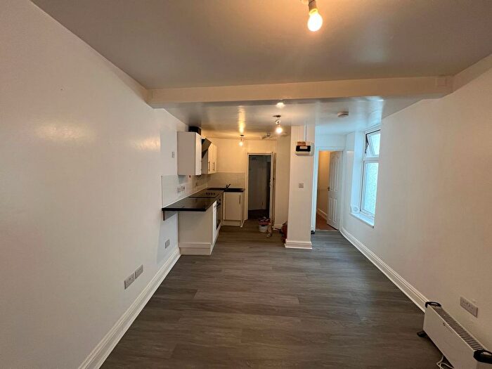 Studio To Rent In Fore Street, Brixham, TQ5