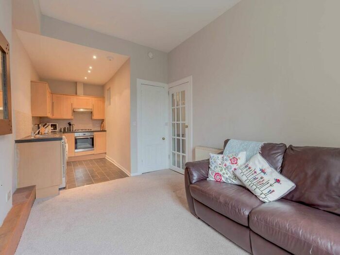 2 Bedroom Flat To Rent In Iona Street, Leith, Edinburgh, EH6