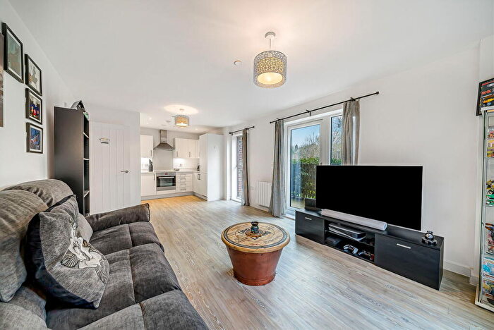 2 Bedroom Apartment For Sale In The Foundry, Dacourm Way, Hemel Hempstead, HP1