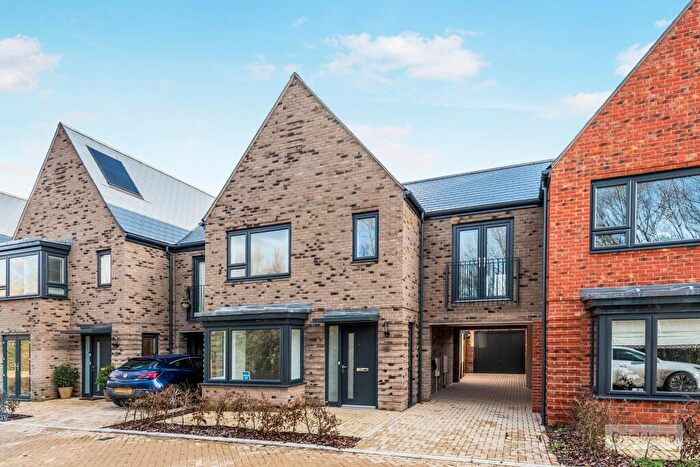 4 Bedroom Detached House To Rent In Stephenson Way, Didcot, OX11