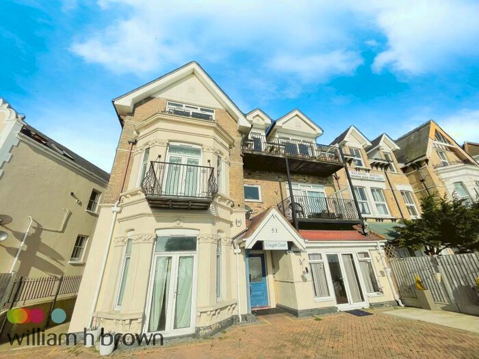 Apartment To Rent In Marine Parade East, Clacton-On-Sea, CO15