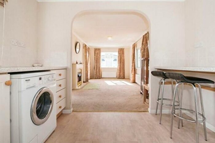 1 Bedroom Mobile/park Home To Rent In Canada Road, West Wellow, Romsey, SO51