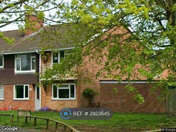 2 Bedroom Maisonette To Rent In Northfleet Close, Maidstone, ME14