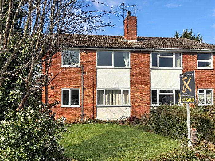 2 Bedroom Maisonette For Sale In Chatsworth Avenue, Cambridge, CB4