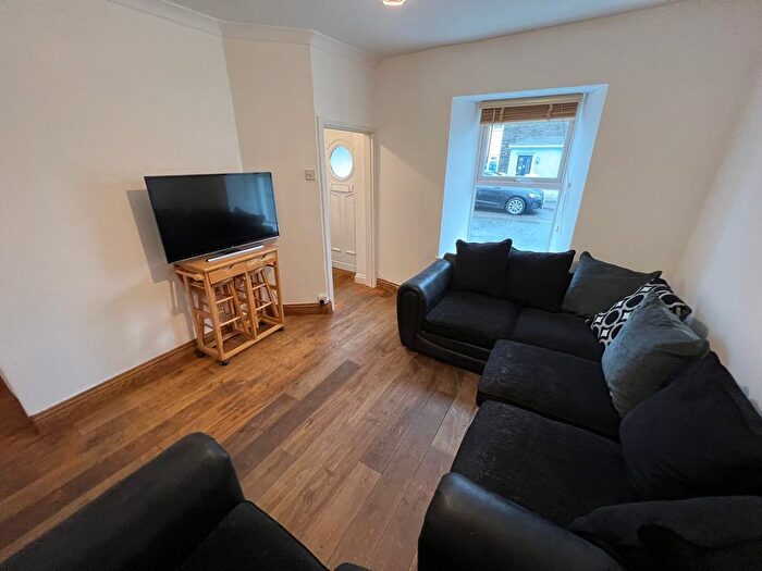 2 Bedroom Cottage For Sale In Tabernacle Street, Aberaeron, SA46
