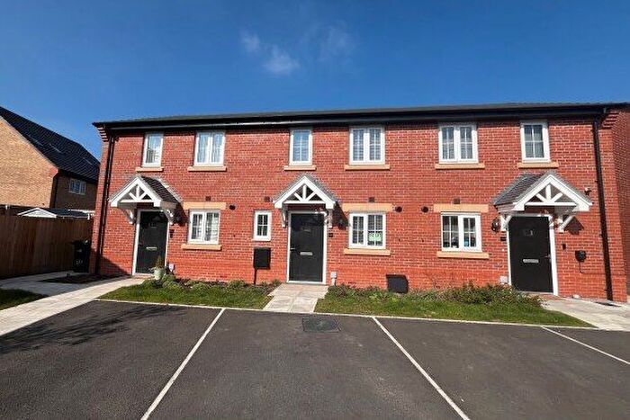 2 Bedroom Mews To Rent In Purse Drive, Crewe, CW1