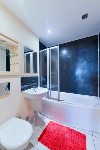 1 Bedroom Flat To Rent In Millharbour, London, E14