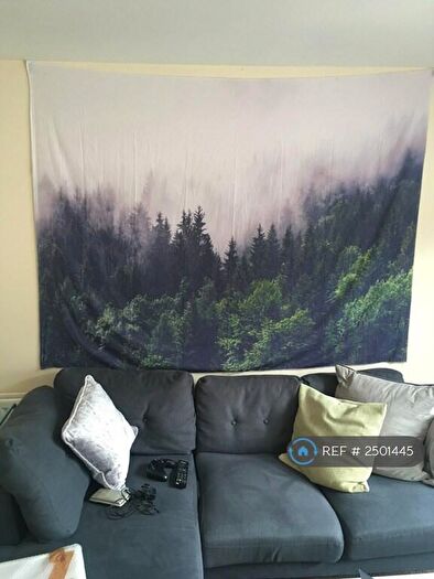 1 Bedroom Flat To Rent In Clarkson Court, Hatfield, AL10