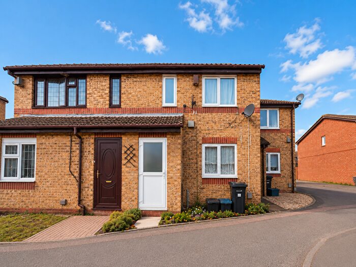3 Bedroom Terraced House To Rent In Aldington Close, Chadwell Heath, Essex, RM8