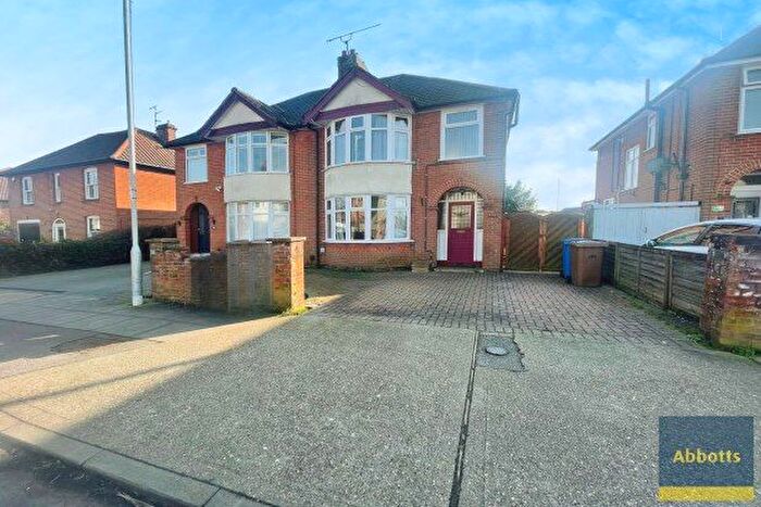 3 Bedroom Property To Rent In Whitby Road, Ipswich, IP4