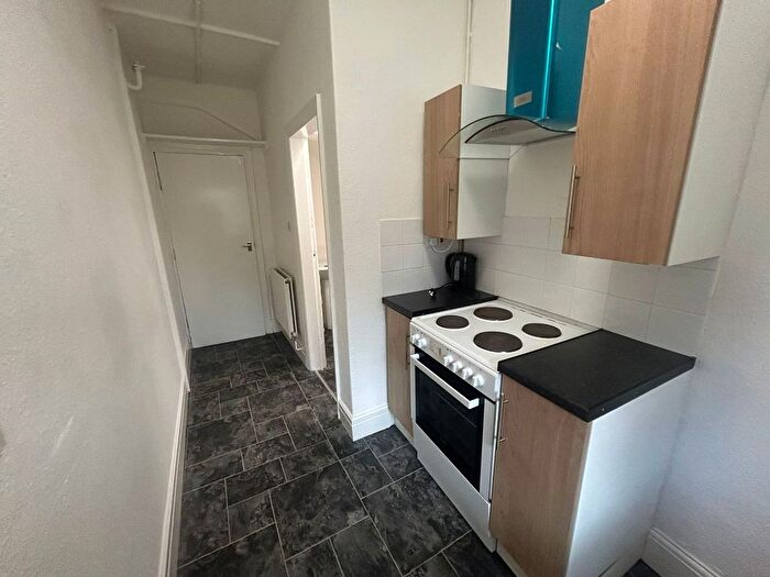 1 Bedroom Flat To Rent In Chamberlain Road, Hull, HU8