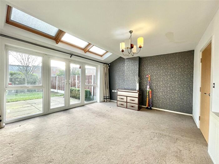 4 Bedroom Terraced House To Rent In Broughton Lane, Salford, Salford, M7