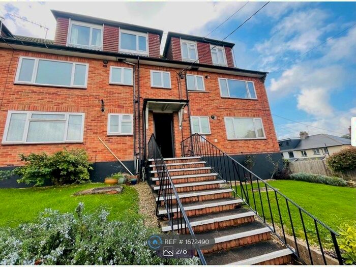 2 Bedroom Flat To Rent In Bradham Court, Exmouth, EX8