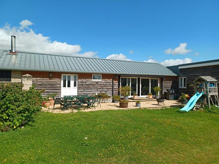 4 Bedroom Barn Conversion To Rent In Corner Cottage, SO20